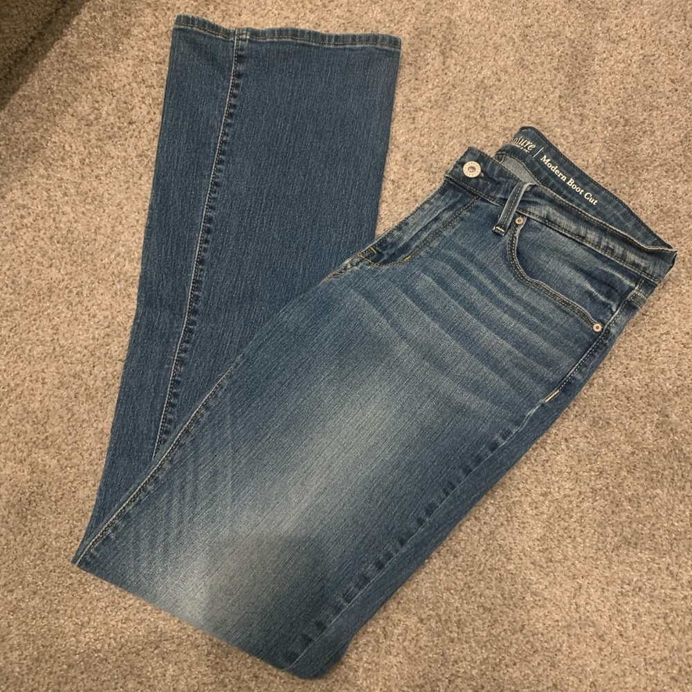 Signature by Levi Modern Bootcut Jeans